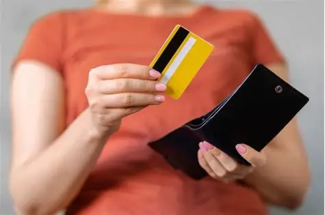 cartão de crédito e compra compulsiva